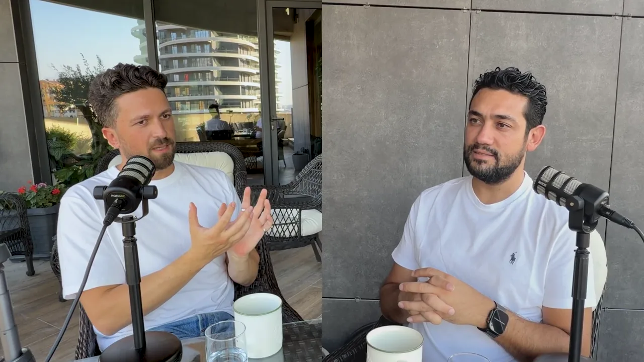 Emre Elbeyoglu gesturing with both hands while arguing that SEO is harder for a B2B SaaS without a brand
